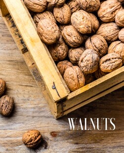 Walnuts For a Perfect Skin Glow